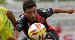 Patronato garantizó la continuidad de uno de sus referentes. Finalmente Bruno Urribarri seguirá jugando para el Patrón en la próxima temporada. El lateral izquierdo fue capitán del equipo durante la última temporada y una de las voces de mando dentro del vestuario.