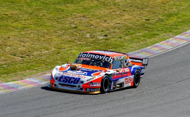 Este fin de semana se disputó en el autódromo de Buenos Aires la primera fecha de la Copa de Oro del TC, el paranaense Mariano Werner culminó segundo, detrás de Urcera, y sigue como líder del campeonato.
