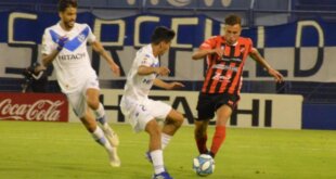 La Copa de la Liga Profesional continúa su marcha y en ese marco Vélez le ganó a Patronato por 1-0: revivimos lo ocurrido con relato de La Cábala.