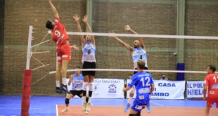 Echagüe y Rowing no pudieron acceder a los cuartos de final en la Liga Nacional de Vóleibol masculino luego de perder sus encuentros en la jornada de este martes frente a Trinitarios y River, respectivamente. 