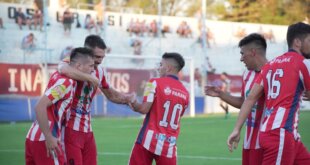 Atlético Paraná ganó y ascendió al Federal A